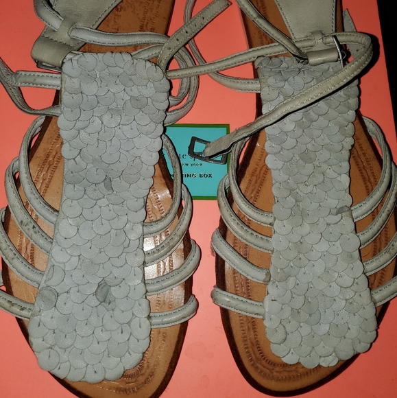 Sandals - Picture 2 of 3